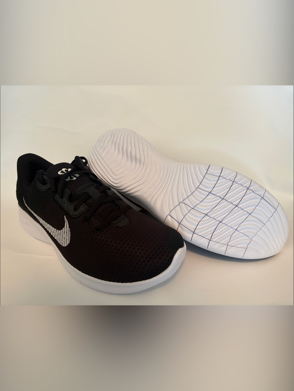 Nike Men’s Black Flex Experience RN11 NN Athletic Trainers with White Sole
